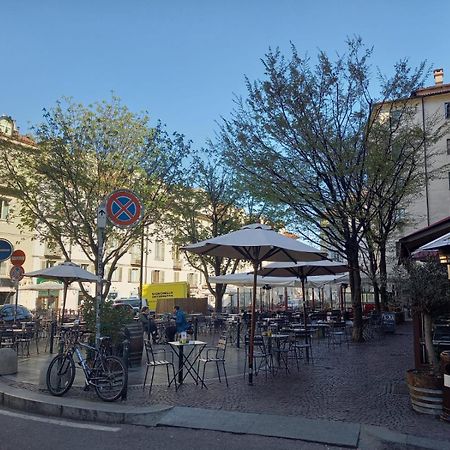 Centralissimo Nel Cuore Del Quadrilatero Di Torino Kültér fotó